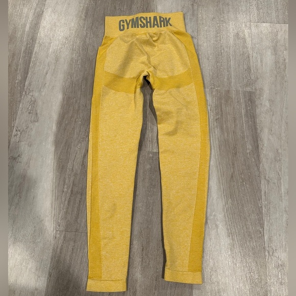 Gymshark Leggings - Picture 2 of 4